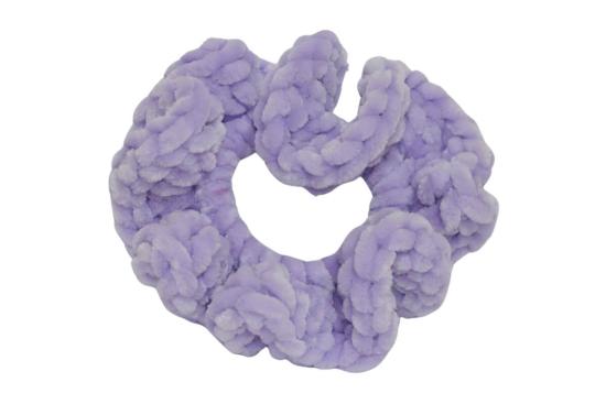 Handgehäkeltes Zopfgummi hellviolett